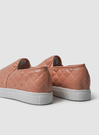 سنيكرز كاجوال من دون رباط Pink